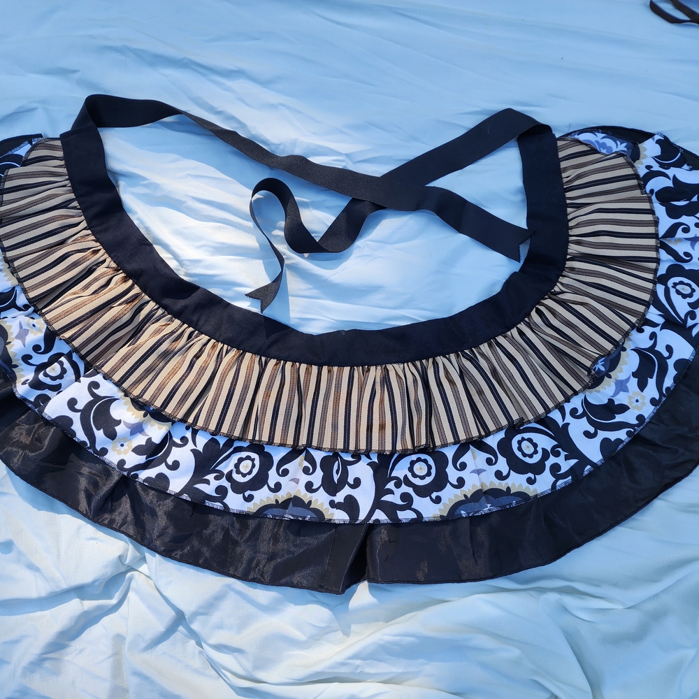 Elegant Black and Cream Women's Skirt